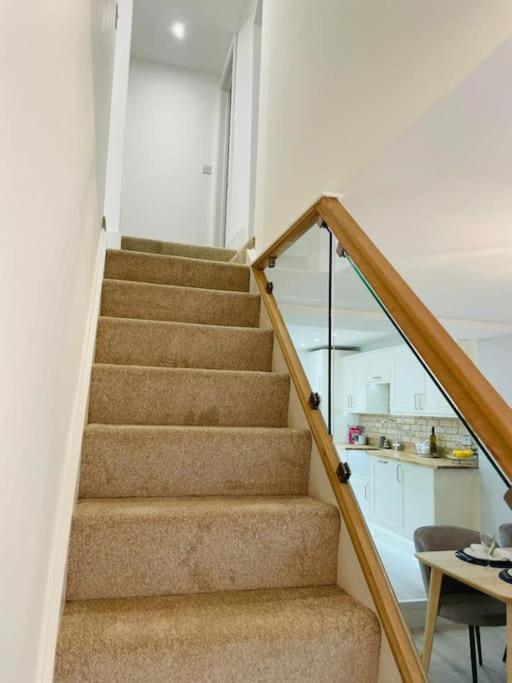 Charming Cottage Close To M4 Bridgend Bridgend  Ngoại thất bức ảnh