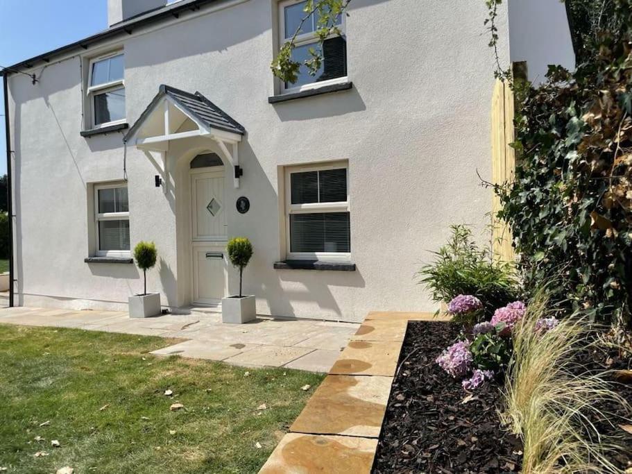 Charming Cottage Close To M4 Bridgend Bridgend  Ngoại thất bức ảnh